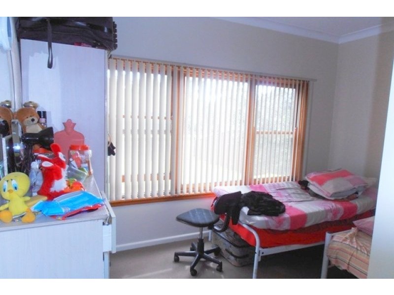 123 Parliament Road, Macquarie Fields NSW 2564