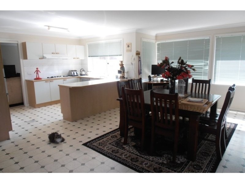 Wattle Grove NSW 2173