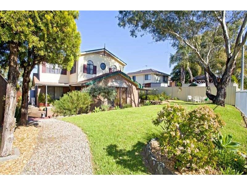 43 Fluorite Place, Eagle Vale NSW 2558