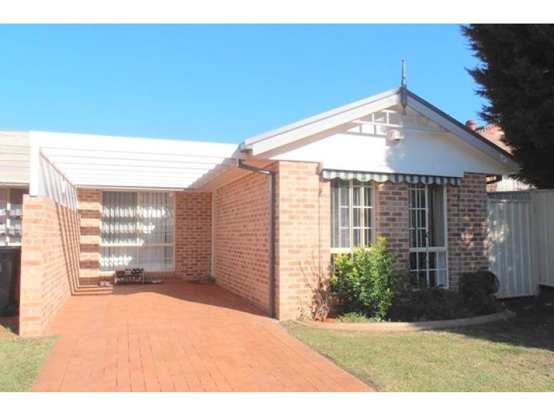 9B Pontiac Place, Ingleburn NSW 2565