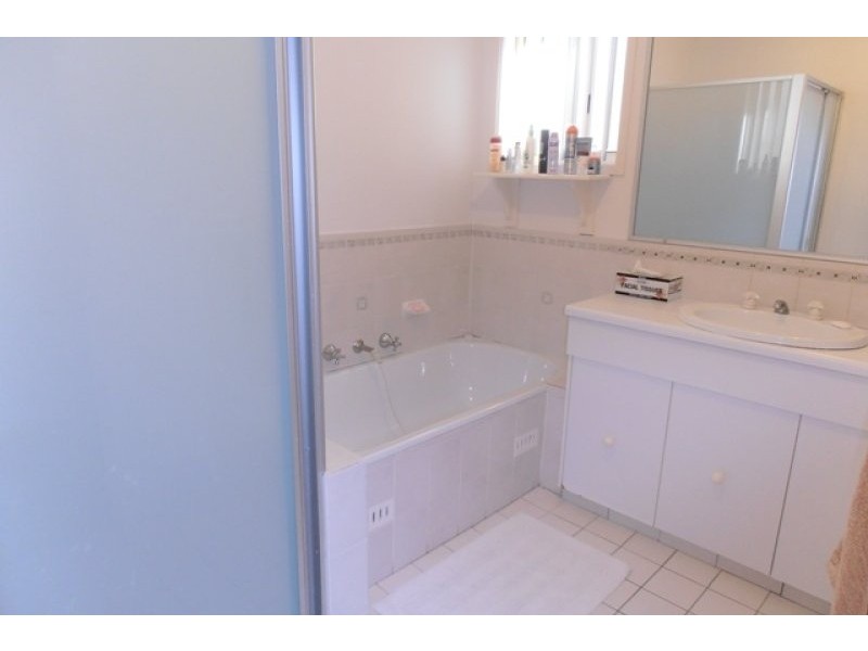 9B Pontiac Place, Ingleburn NSW 2565