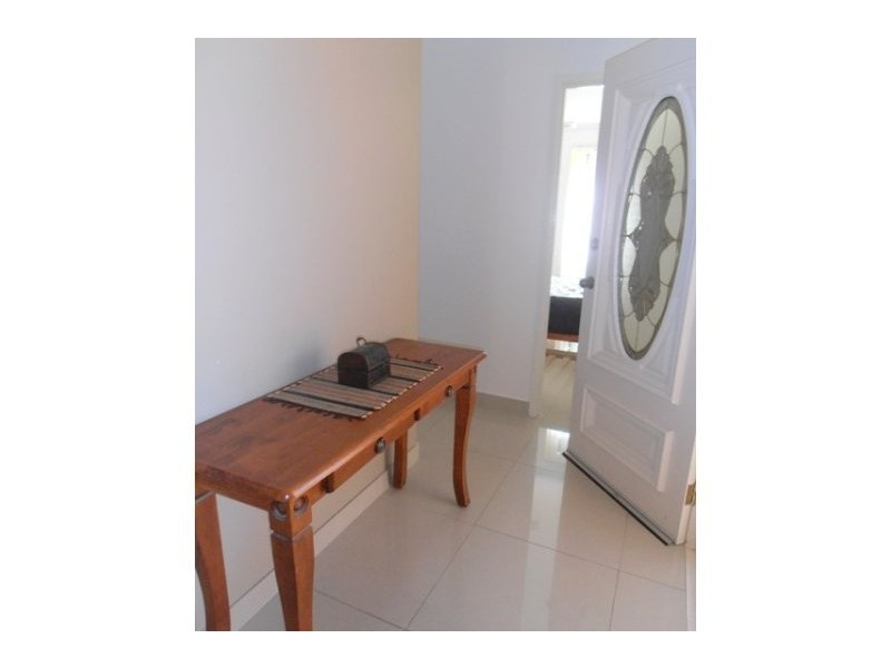 9B Pontiac Place, Ingleburn NSW 2565