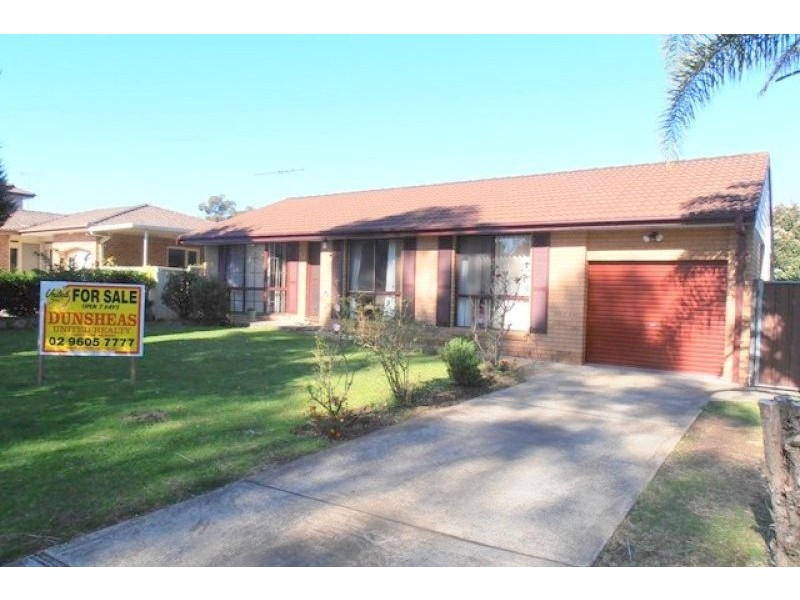 20 Longhurst Road, Minto NSW 2566