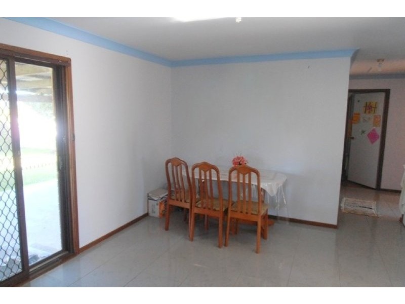 20 Longhurst Road, Minto NSW 2566