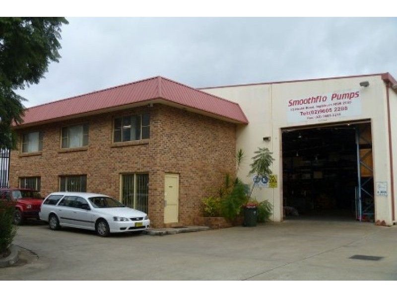 13 Heald Road, Ingleburn NSW 2565