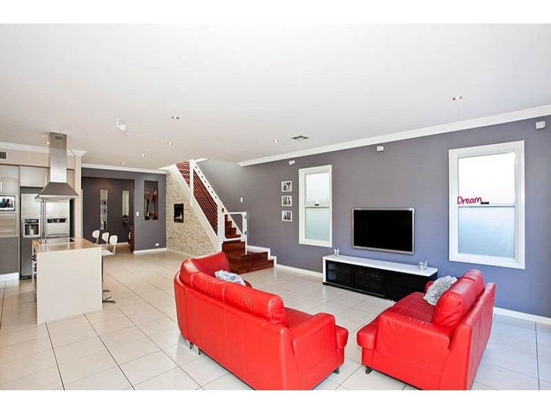 48 Cambrai Avenue, Engadine NSW 2233