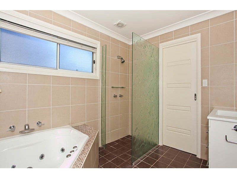 48 Cambrai Avenue, Engadine NSW 2233