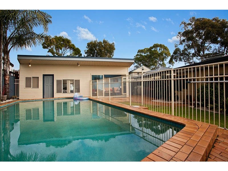 16 Banbal Road, Engadine NSW 2233