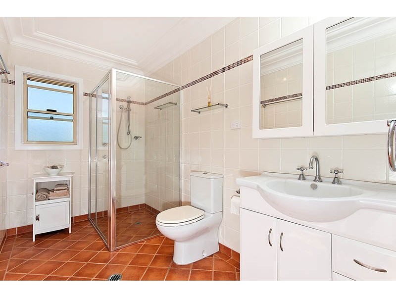 10 Tecoma Street, Heathcote NSW 2233