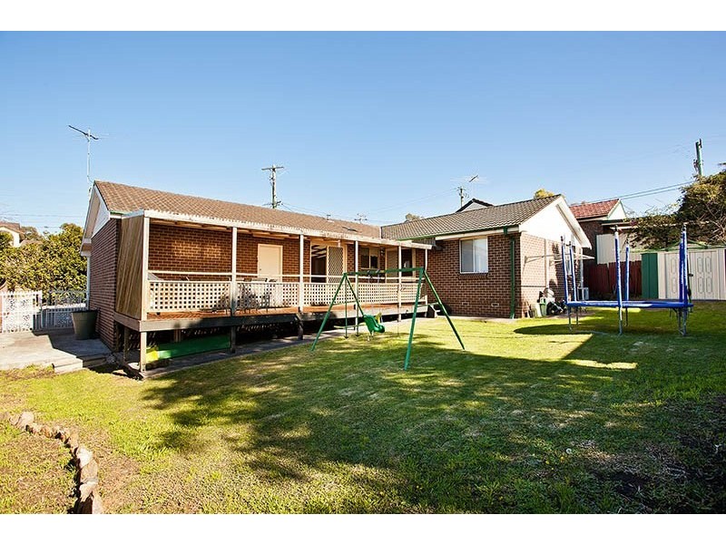 3 Wheatley Road, Yarrawarrah NSW 2233