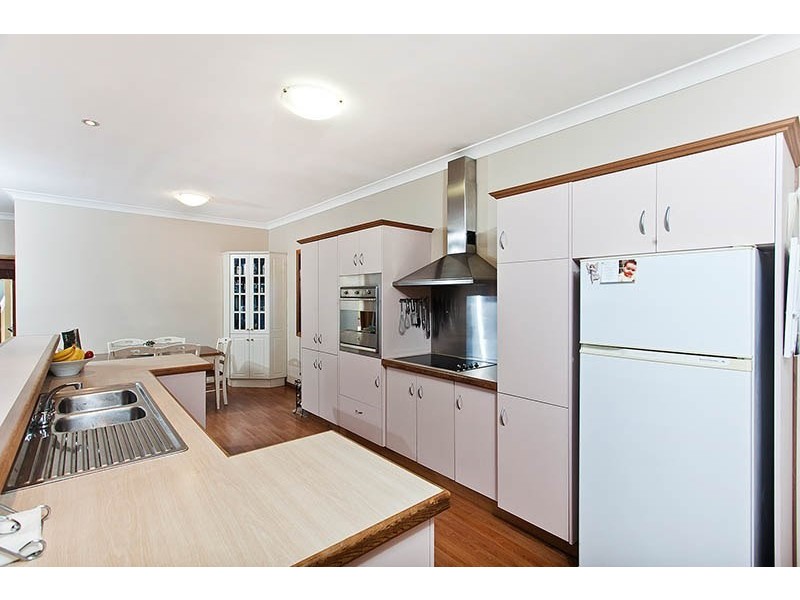 95 Walker Street, Helensburgh NSW 2508