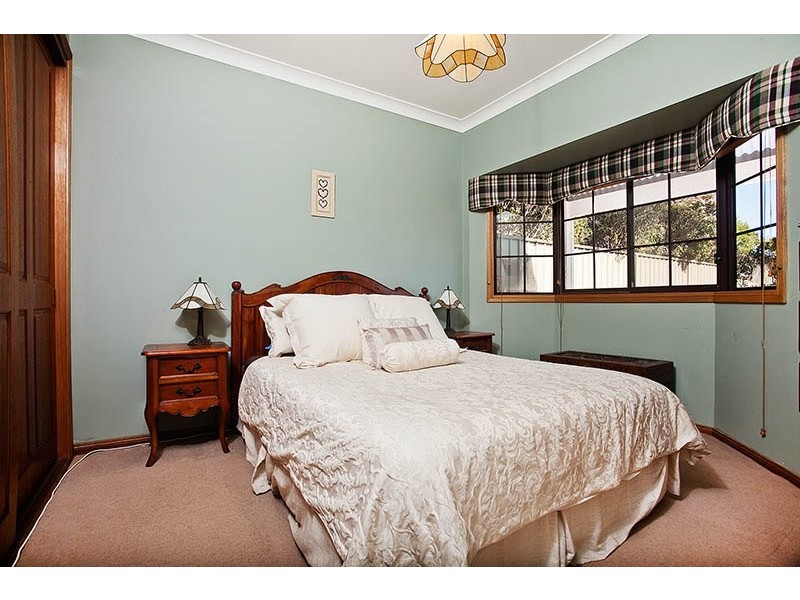 95 Walker Street, Helensburgh NSW 2508