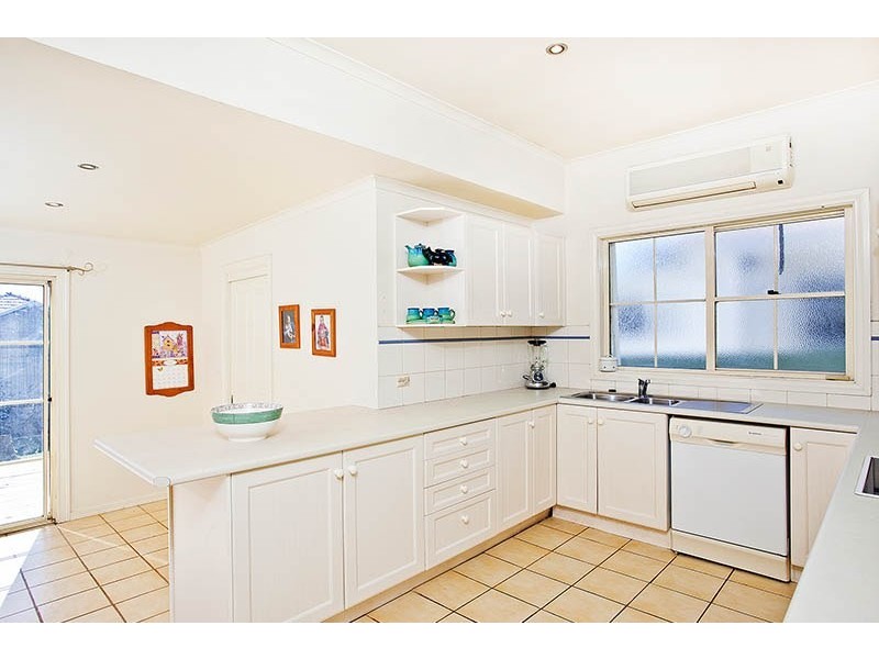 35 Waratah Road, Engadine NSW 2233