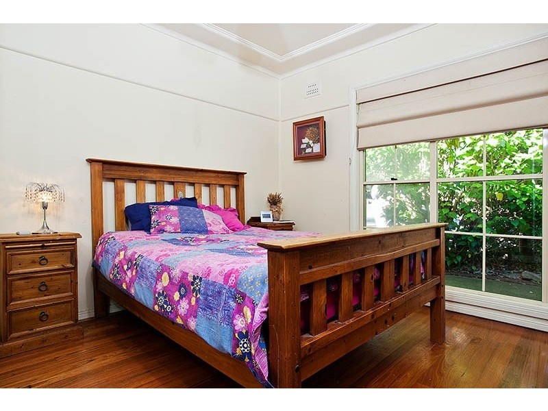 35 Waratah Road, Engadine NSW 2233