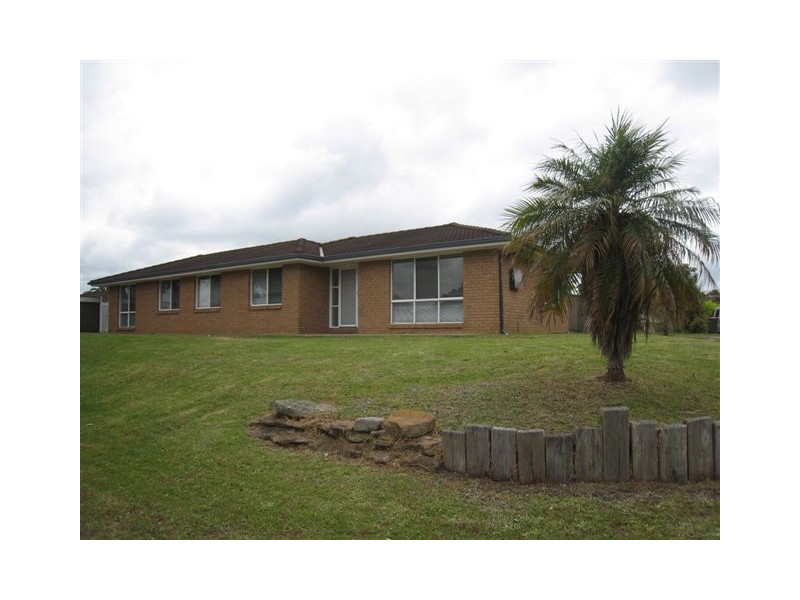 1 Capri Close, Heathcote NSW 2233