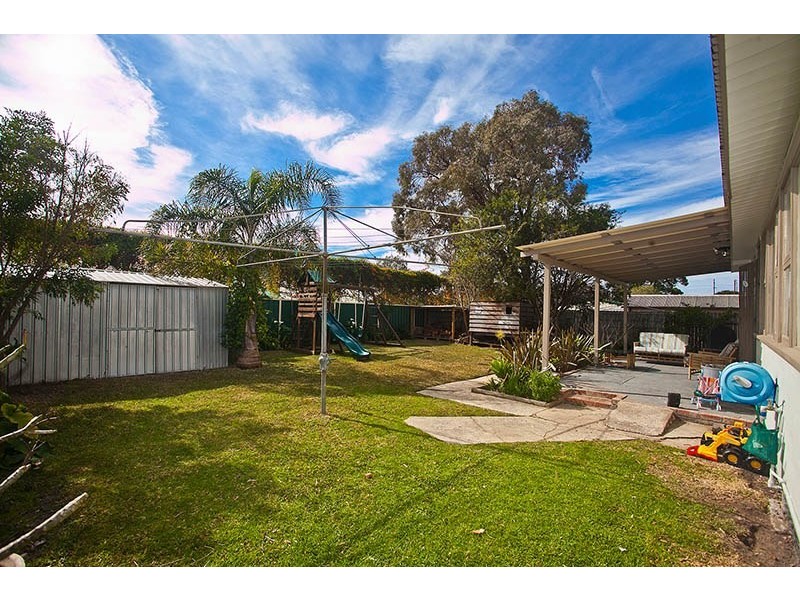 15 Cooper Street, Engadine NSW 2233
