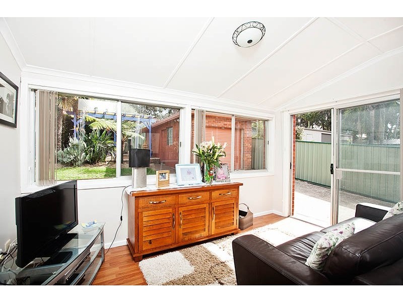 67 Parklands Avenue, Heathcote NSW 2233