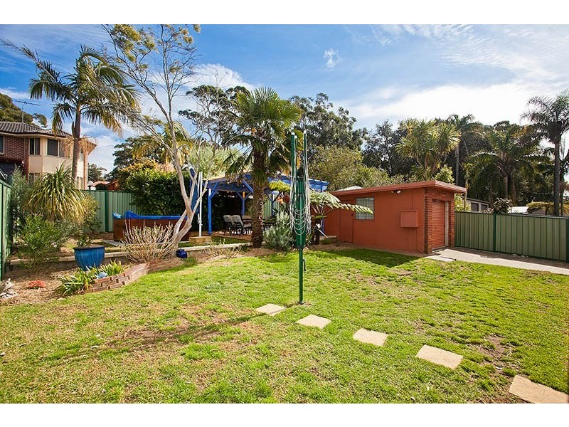 67 Parklands Avenue, Heathcote NSW 2233