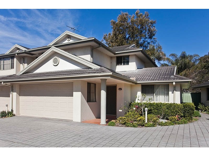 2/17 Birok Avenue, Engadine NSW 2233