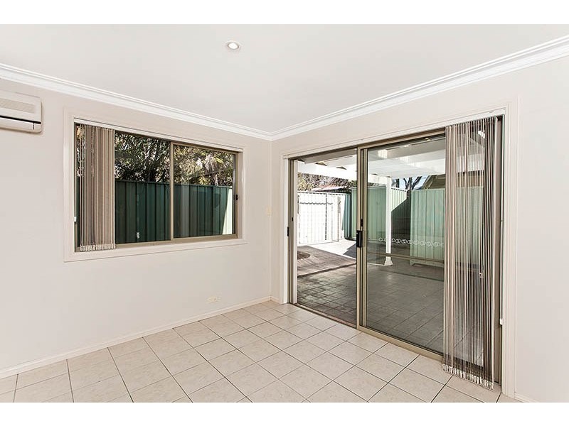 2/17 Birok Avenue, Engadine NSW 2233