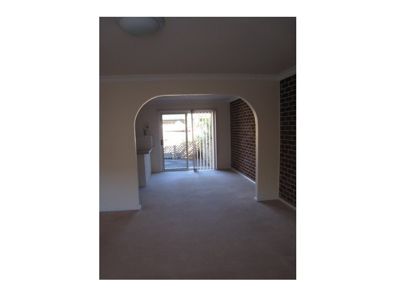 2/14 Strickland Street, Heathcote NSW 2233