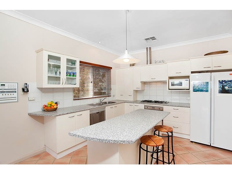 11 Abbott Road, Heathcote NSW 2233