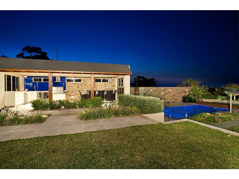 11 Abbott Road, Heathcote NSW 2233