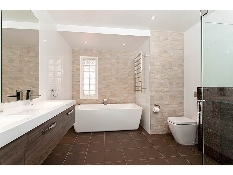 12 Berrima Street, Heathcote NSW 2233