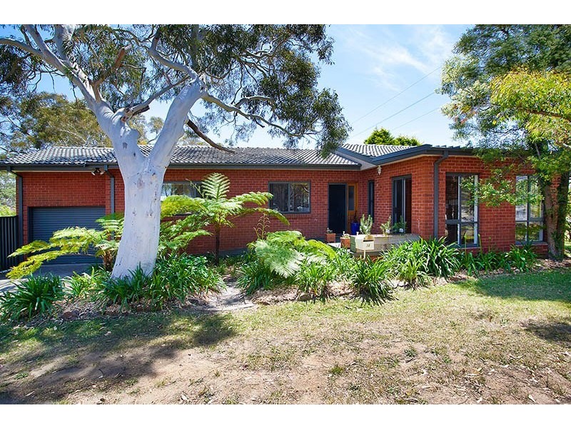 16 Edgecliff Place, Engadine NSW 2233
