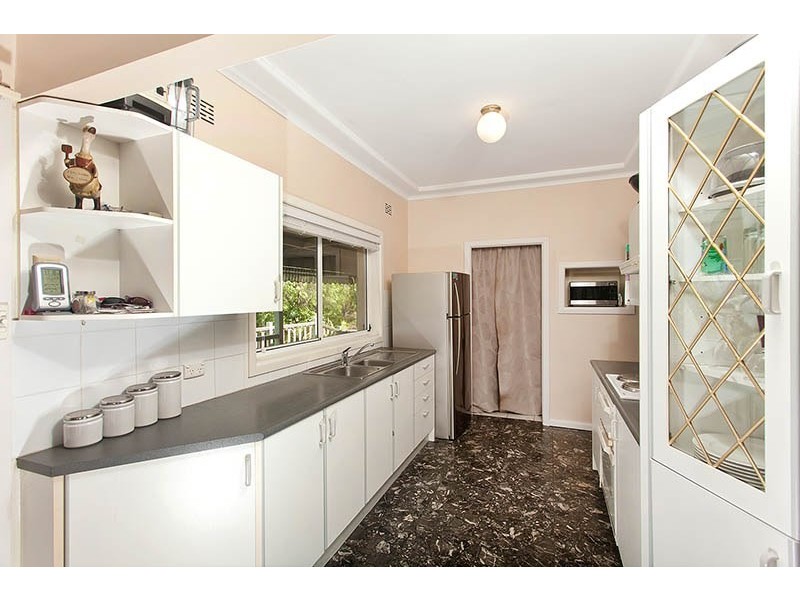 65 Warabin Street, Waterfall NSW 2233