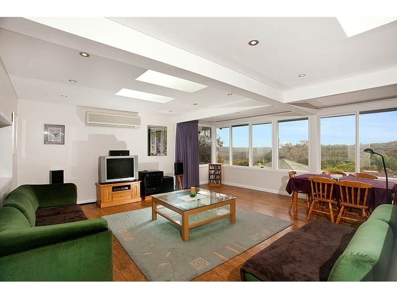 16 Berrima Street, Heathcote NSW 2233