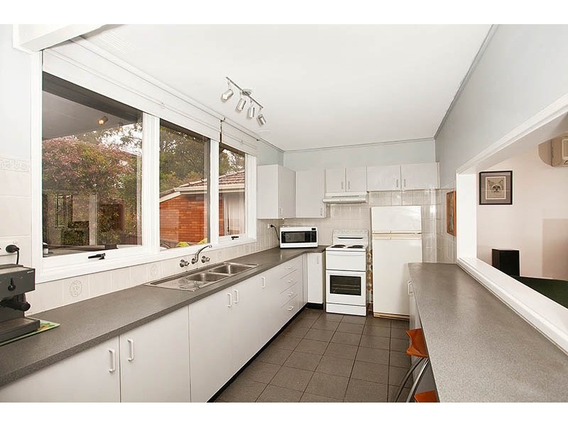 16 Berrima Street, Heathcote NSW 2233