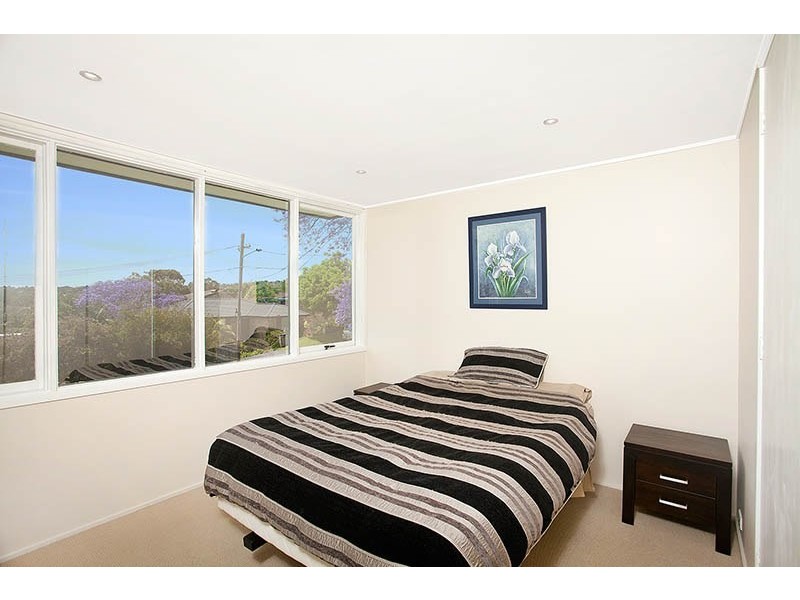 16 Berrima Street, Heathcote NSW 2233