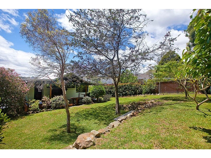 16 Berrima Street, Heathcote NSW 2233