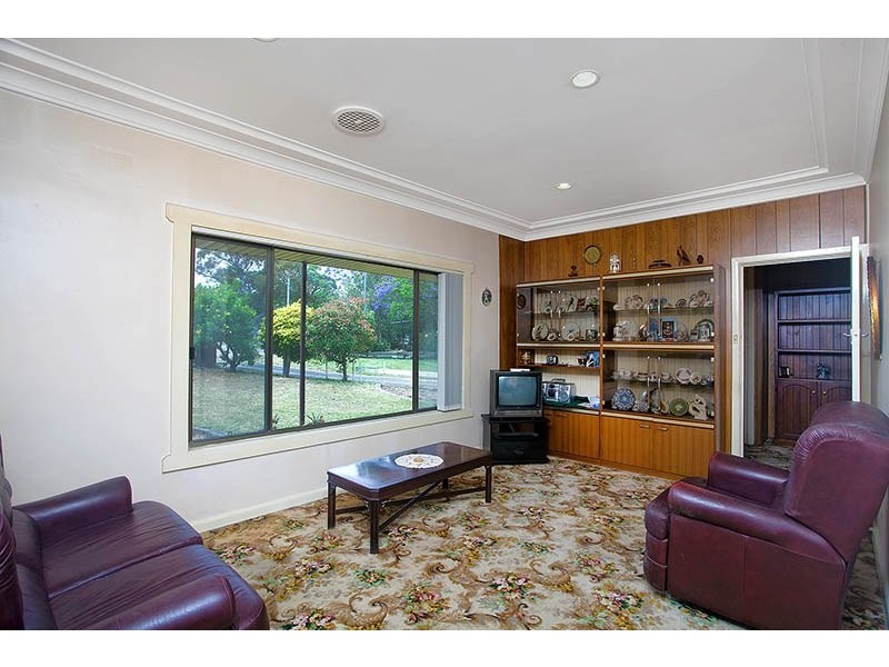 17 Wallawa Avenue, Engadine NSW 2233