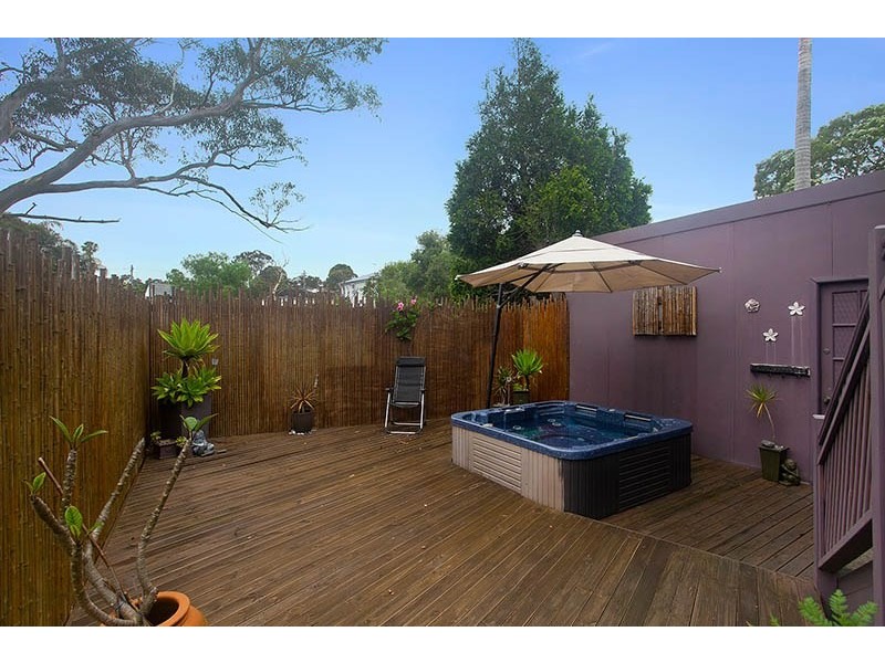 42 Forbes Crescent, Engadine NSW 2233