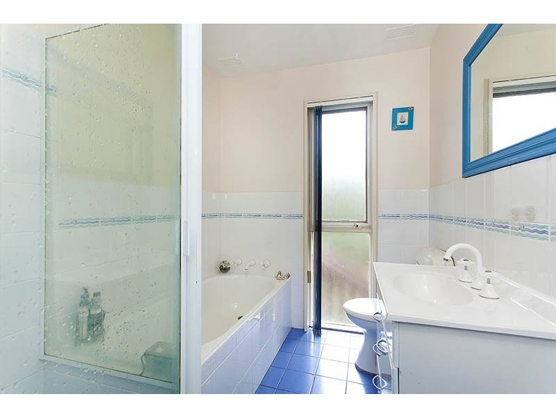 5 Kimbar Place, Yarrawarrah NSW 2233
