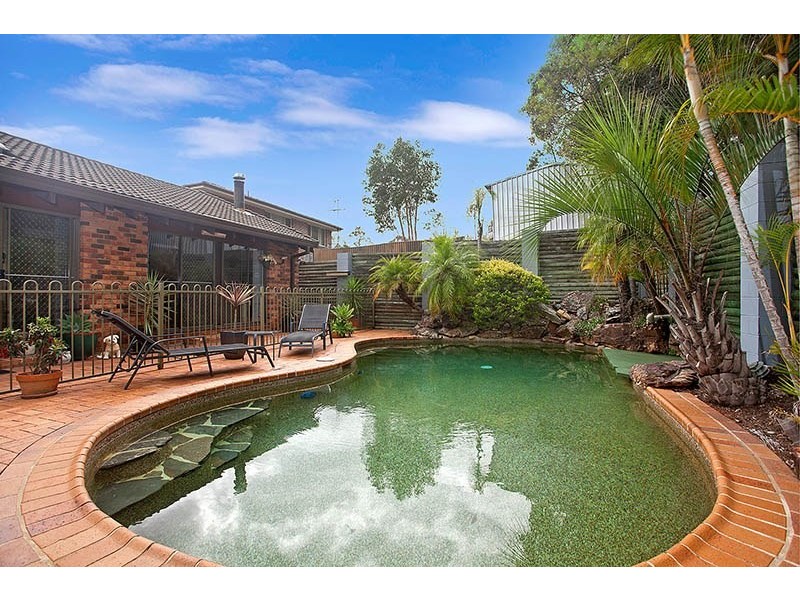 11 Valley View Crescent, Engadine NSW 2233