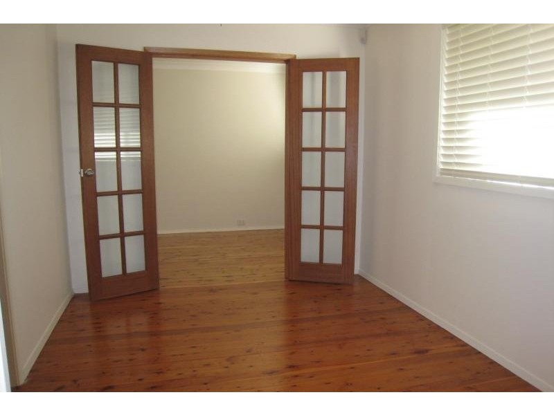 84 Woronora Road, Engadine NSW 2233