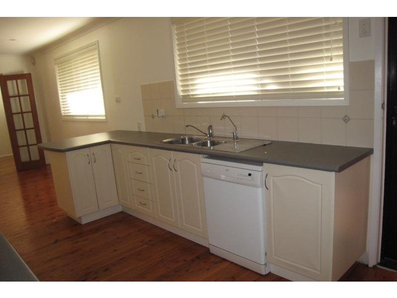 84 Woronora Road, Engadine NSW 2233