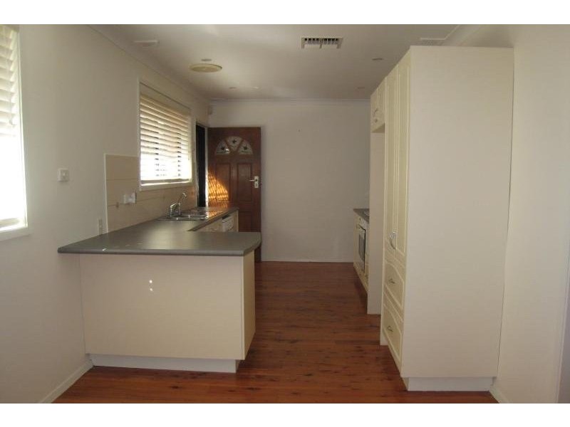 84 Woronora Road, Engadine NSW 2233