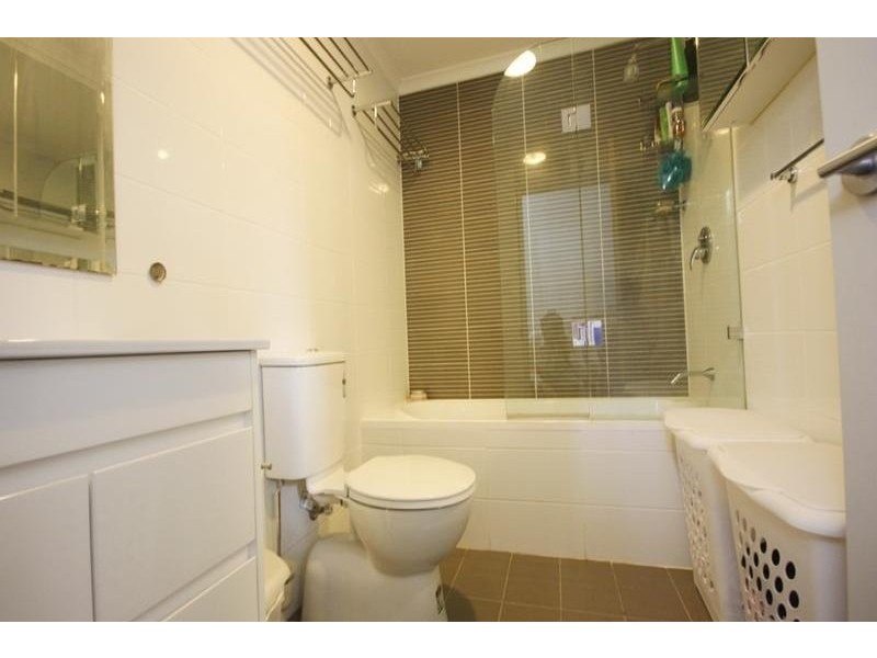 40 Henley Road, Homebush West NSW 2140