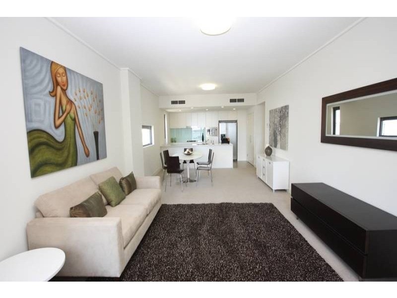 76 Rider Boulevard, Rhodes NSW 2138