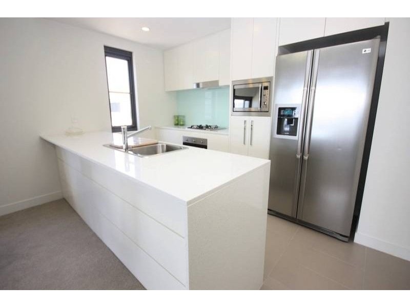 76 Rider Boulevard, Rhodes NSW 2138