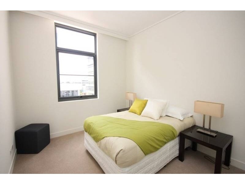 76 Rider Boulevard, Rhodes NSW 2138