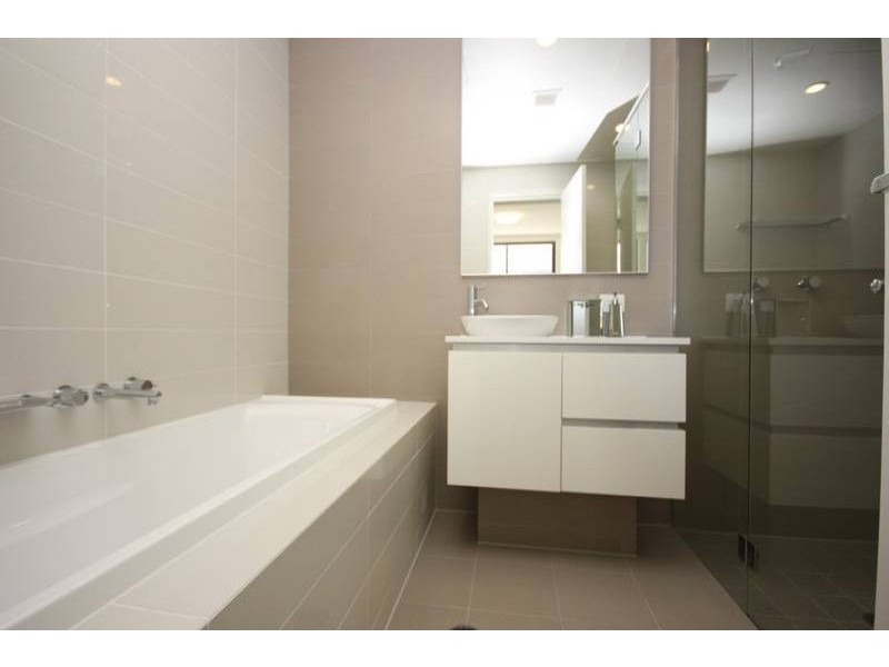 76 Rider Boulevard, Rhodes NSW 2138