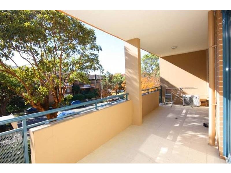 2 Tavistock Road, Homebush West NSW 2140