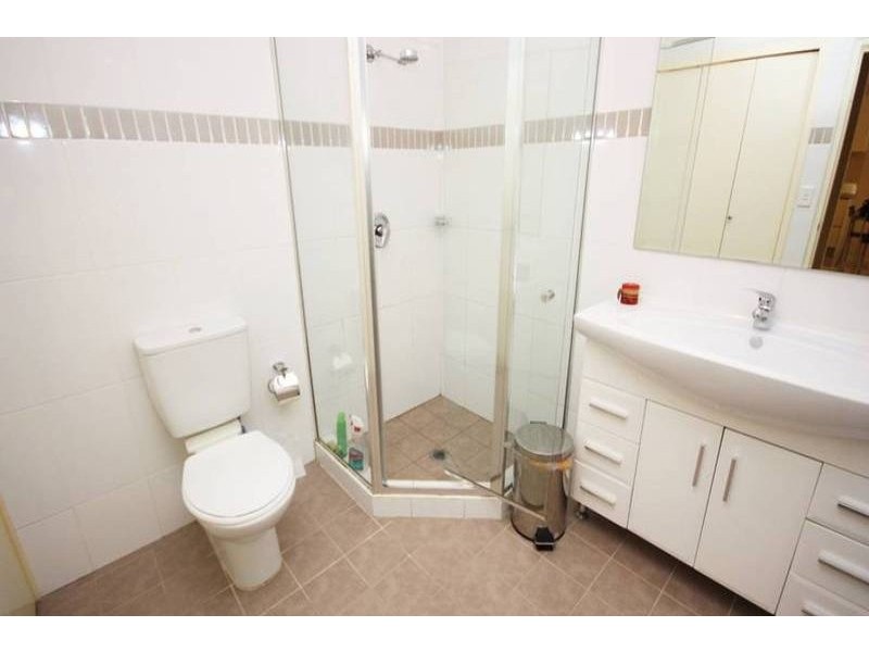 2 Tavistock Road, Homebush West NSW 2140