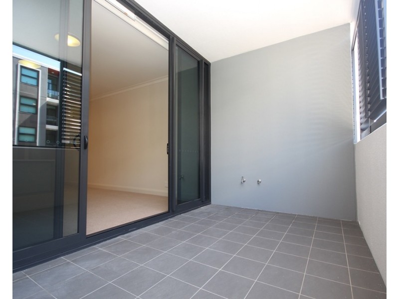 2 Timbrol Avenue, Rhodes NSW 2138