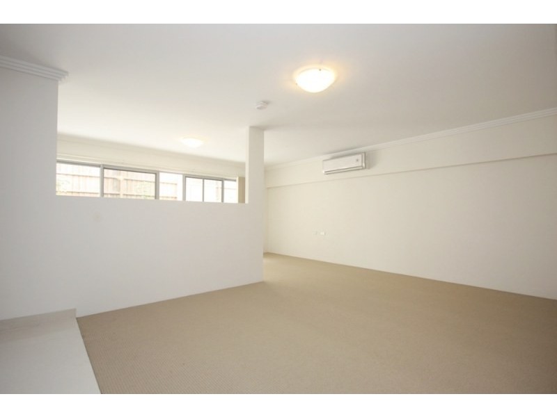 156 Hampden Road, Artarmon NSW 2064